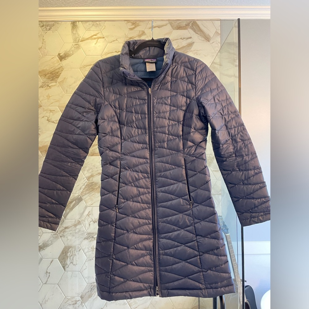 Patagonia Down Coat Jacket Womens Small, dark blue/navy